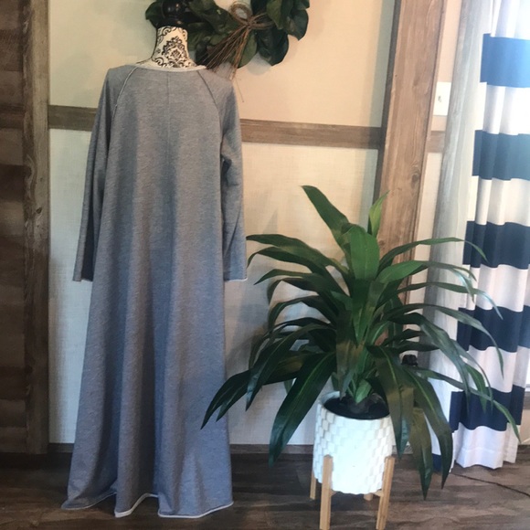 Plus Size Heavy Sweatshirt Maxi Dress - Picture 4 of 8